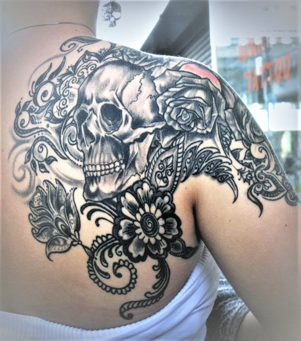 ornament, muster,, paisly, asiatisch, floral, feminin, tattoo.