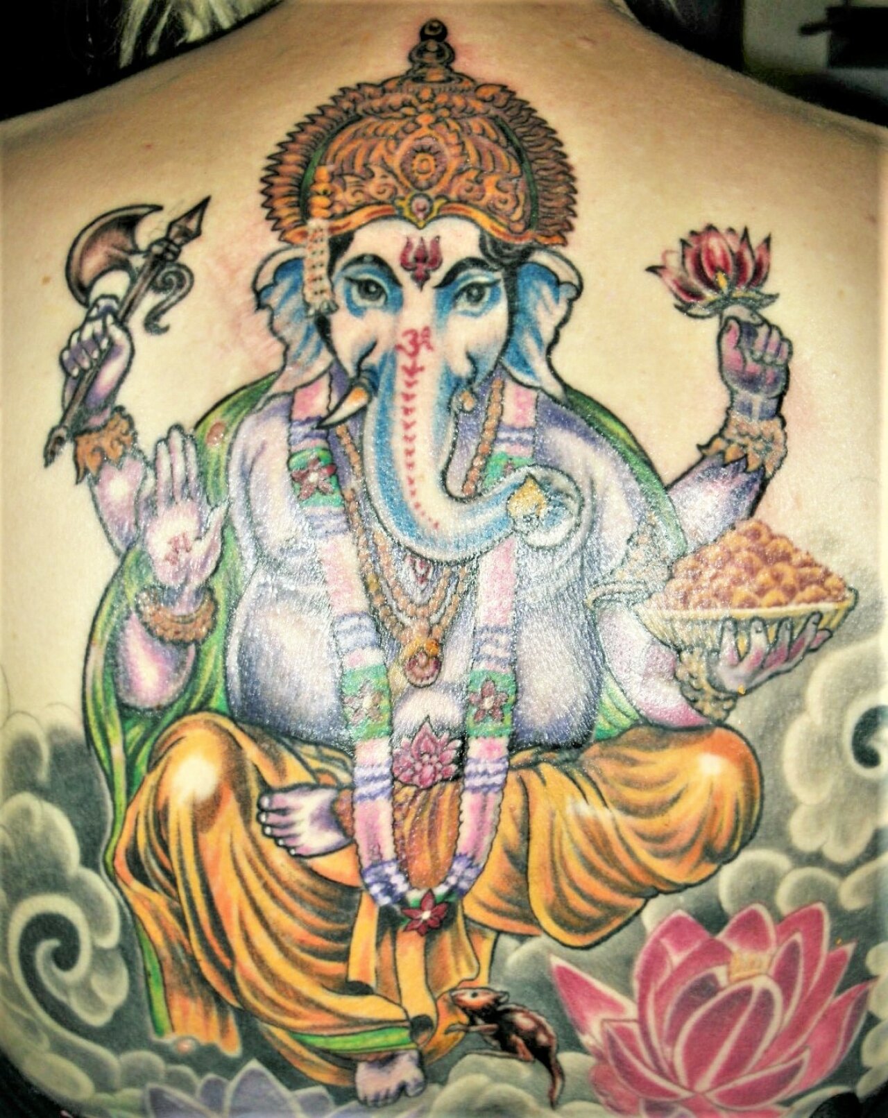 Ganesch, Ganescha, Elefant, Gott, hindu, godess, tattoo, backpiece, tattoo, spiralcloudtattoo.